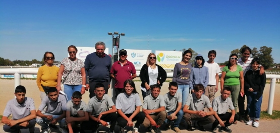 Inicio Escuela de Jockeys y Vareadores