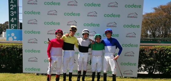 1era Carrera Escuela de Jockeys